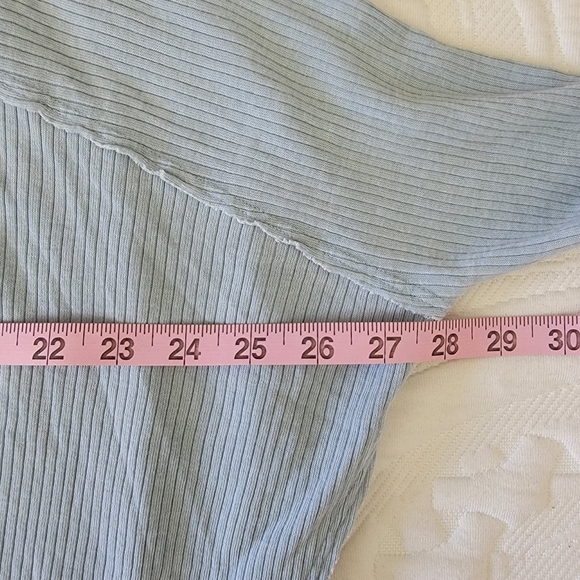 Free People We The Free Light Blue Long Sleeve Relaxed Fit Ribbed Knit Top S - Picture 9 of 10